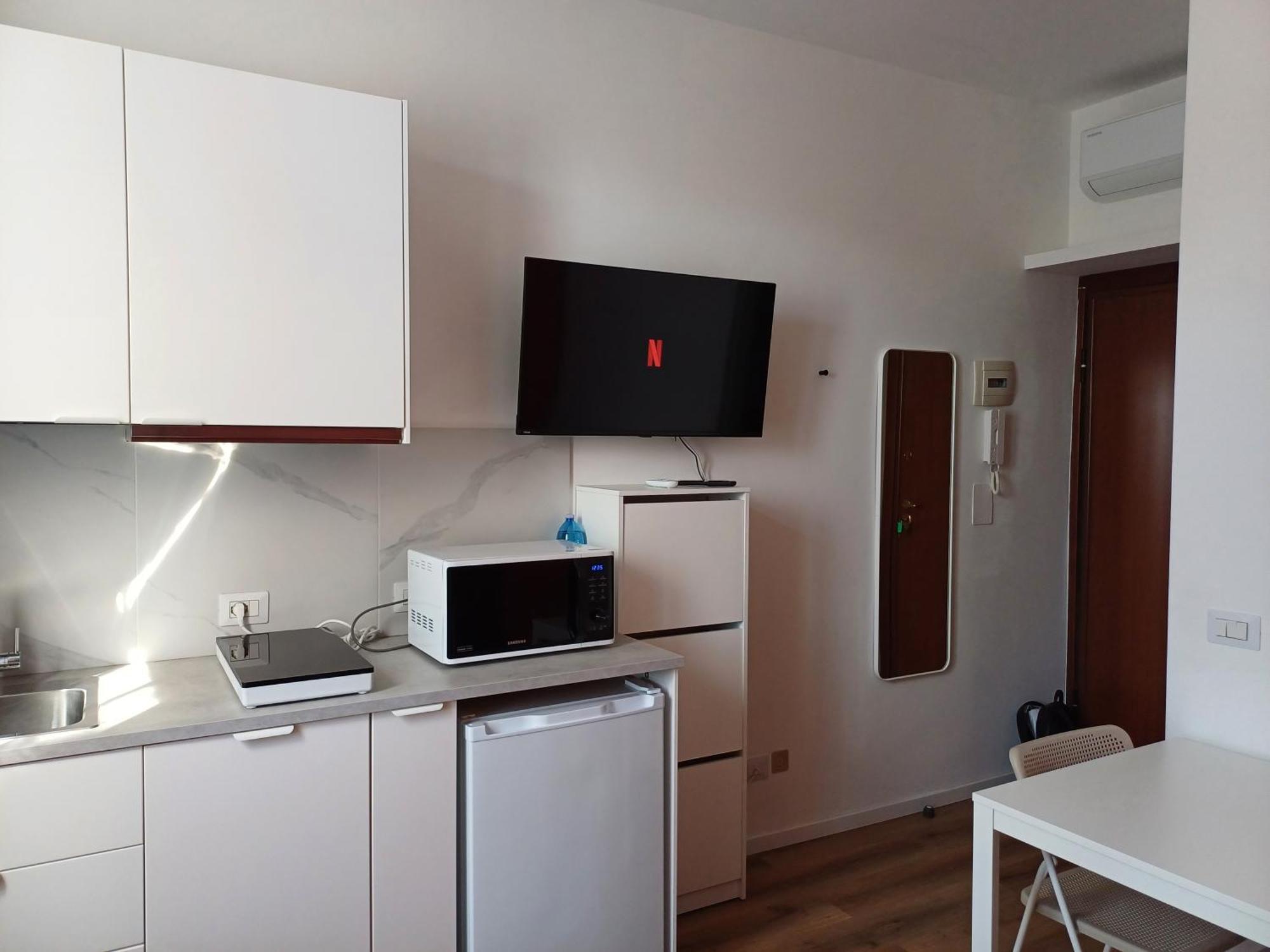 Sweet Smart Easy Apartment Porta Romana City Center Milão Exterior foto